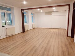 Calea Calarasilor, Hala Traian, spatiu birouri